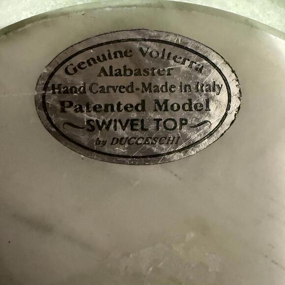 Volterra Alabaster Swivel Top Round 4.25" Trinket Box Made In Italy - Picture 4 of 6